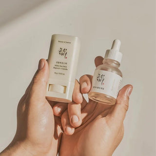 Matte Sun Stick Mugwort & Camelia SPF50+