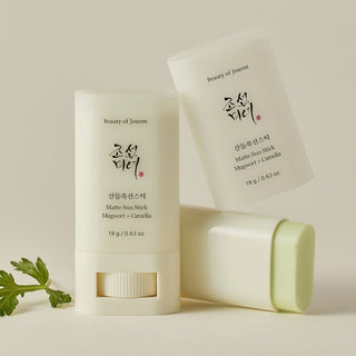 Matte Sun Stick Mugwort & Camelia SPF50+