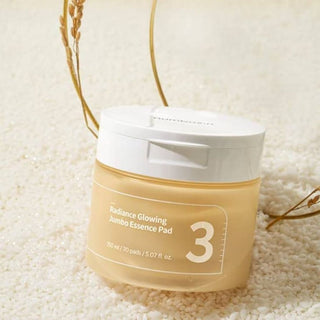 No.3 Radiance Glowing Jumbo Essence Pad
