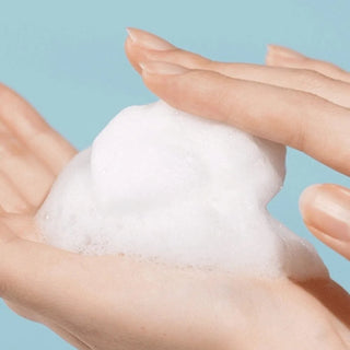 DIVE-IN Low Molecular Hyaluronic Acid Cleansing Foam