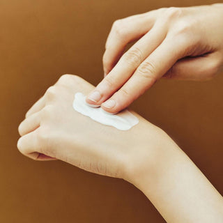 Madagascar Centella Probio-Cica Glow Sun Ampoule